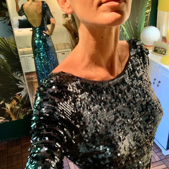 BCBG size 6 floor length blue sequin formal dress - Picture 4 of 8